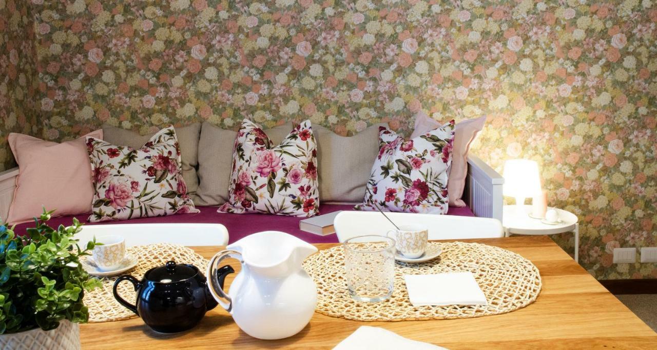 Flowers Apartment Joivy 25 科莫 外观 照片