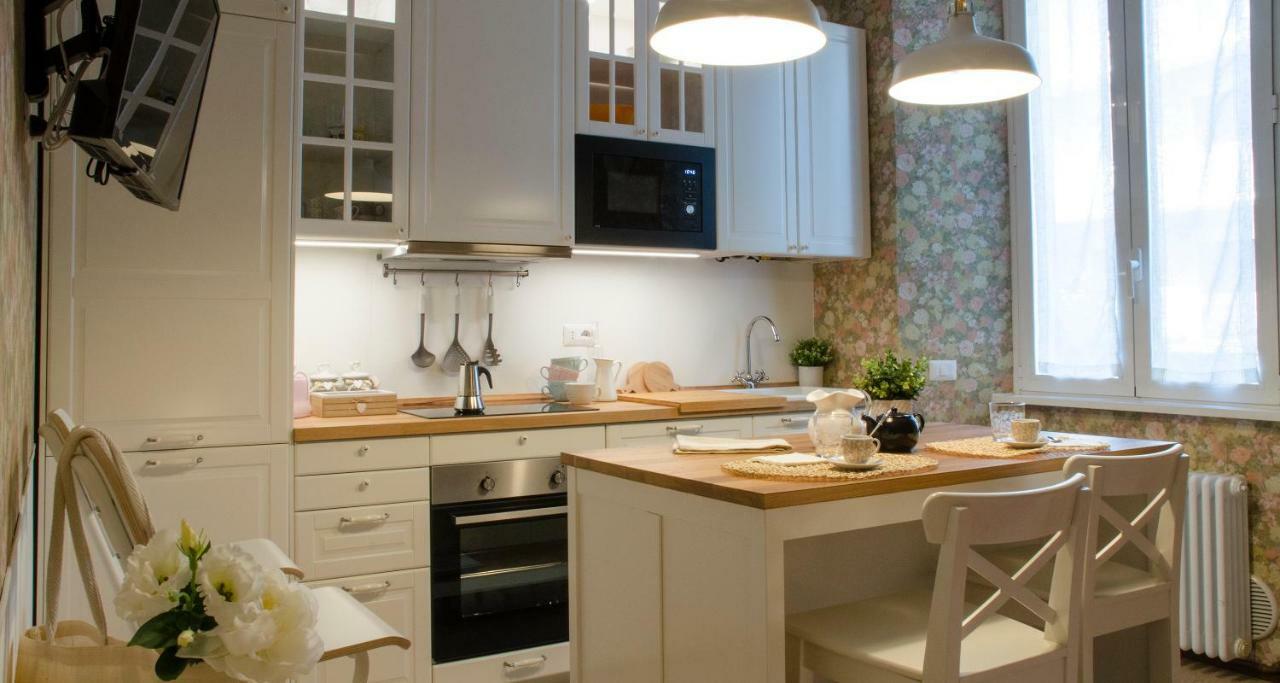 Flowers Apartment Joivy 25 科莫 外观 照片