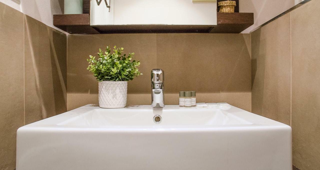 Flowers Apartment Joivy 25 科莫 外观 照片