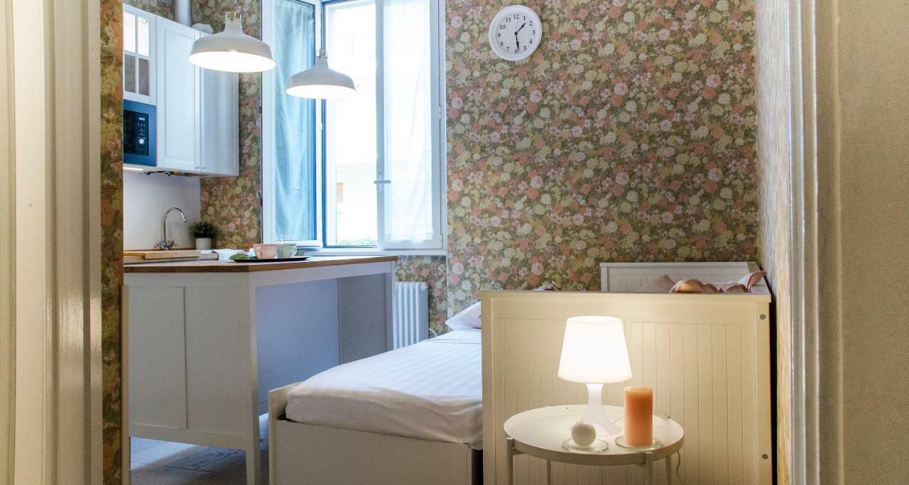 Flowers Apartment Joivy 25 科莫 外观 照片