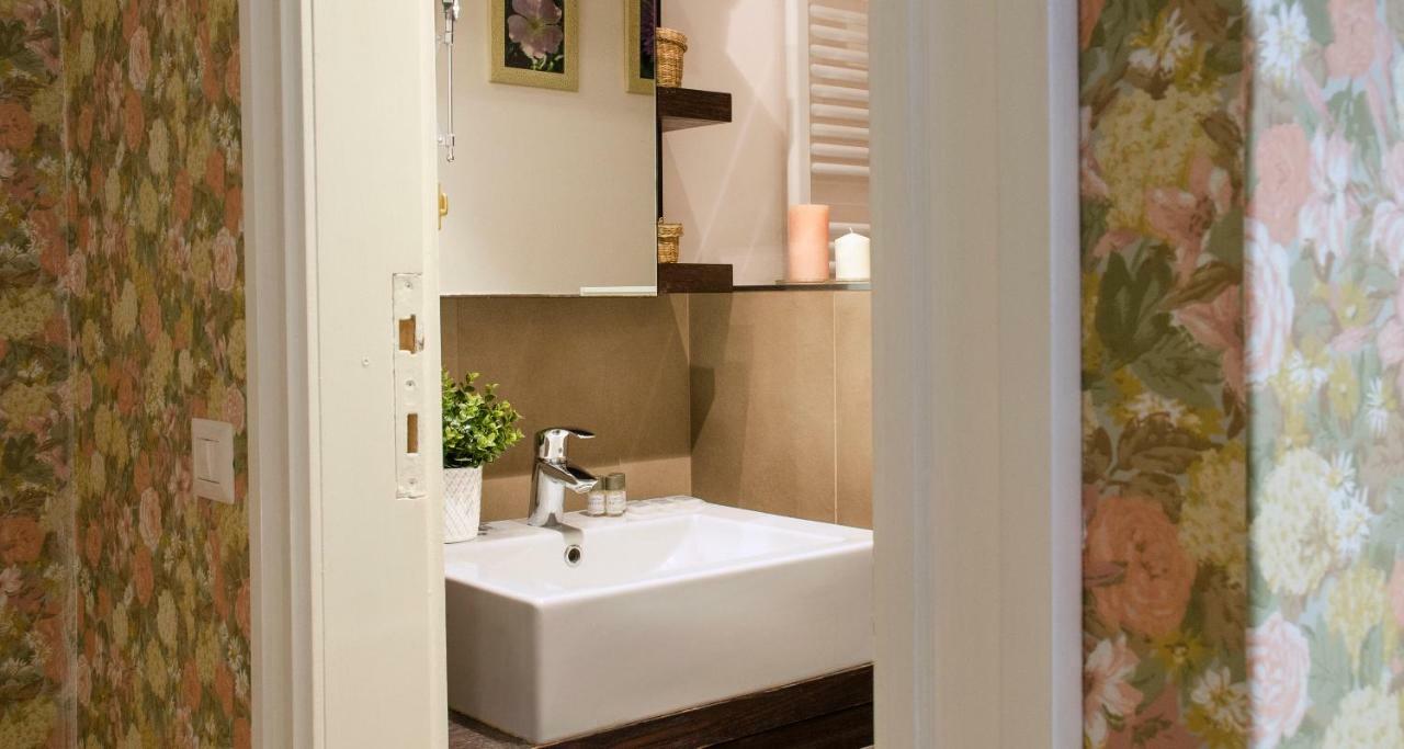 Flowers Apartment Joivy 25 科莫 外观 照片